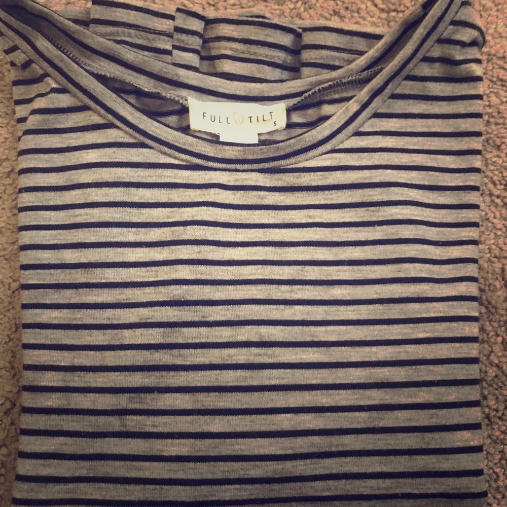 Super Cute Striped Crop Top Tilly’s S